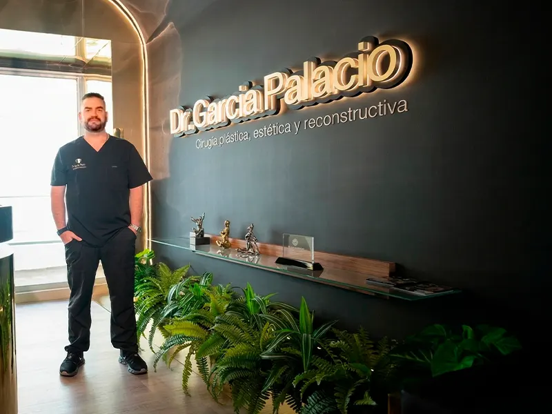 Img-Dr-Hector-García-Nosotros